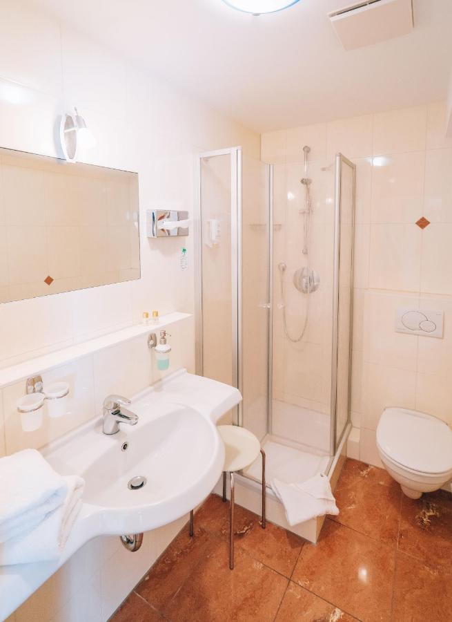 Hotel Abenstal Au in der Hallertau Экстерьер фото